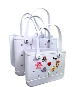 BOLSA DE MAO EM EVA BRANCO TAMANHO 36X13X31CM (M)